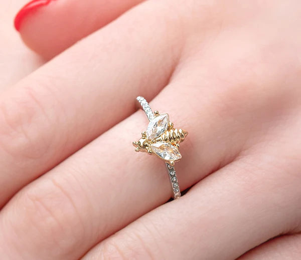 Diamond Style London Bee Ring Rhodium Plated with Gold Plated Bee - US 7 / UK O