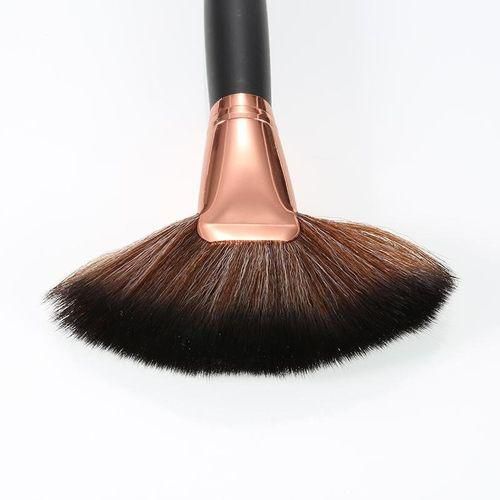 Large Fan Makeup Brush – Black Handle with Rose Gold Ferrule
