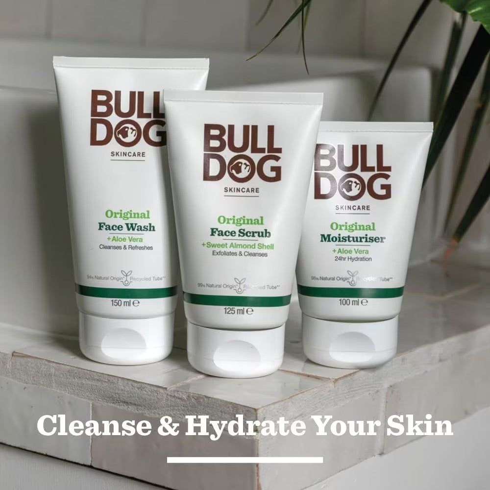 Bulldog Original Skincare Kit For Men 4pc (Washbag, 150ml Face Wash, 100ml Moisturiser, 125ml Scrub)