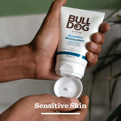 Bulldog Sensitive Moisturiser Cracker