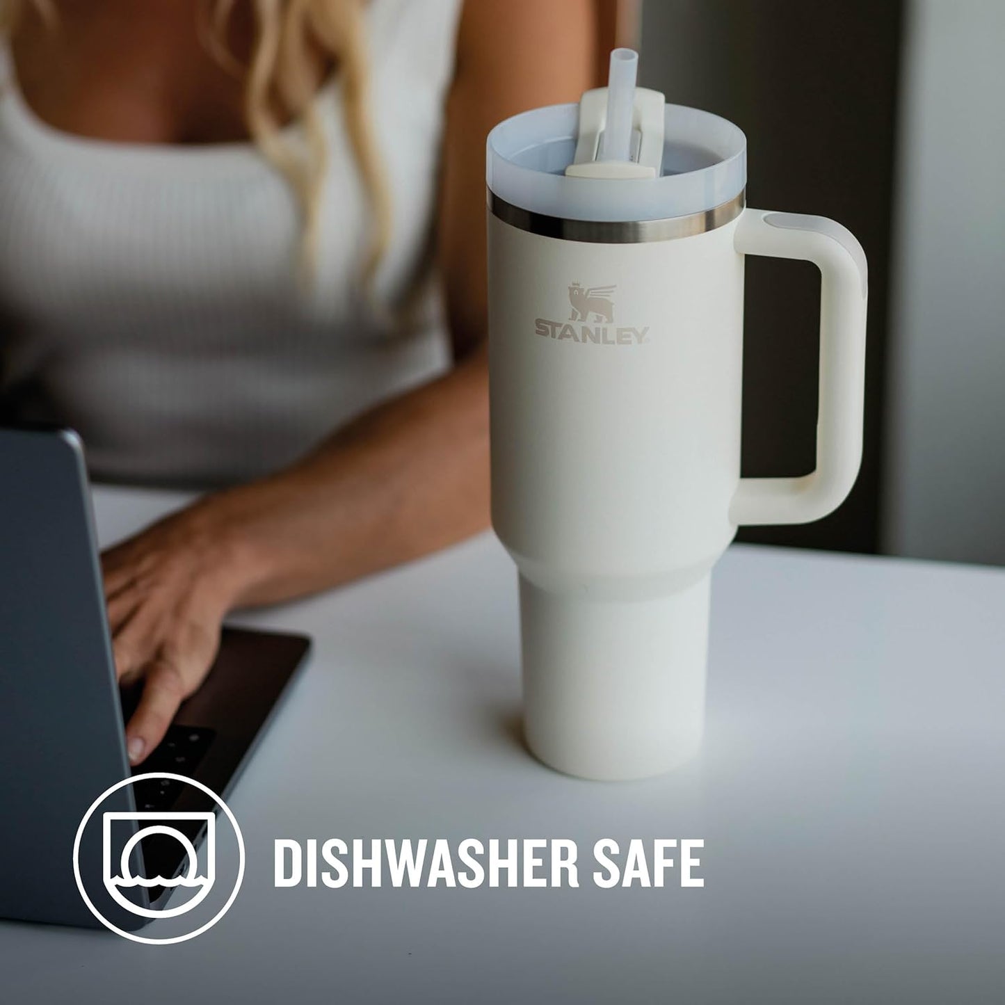 Stanley Quencher® H2.0 FlowState™ Tumbler 1.2L – Recycled Stainless Steel- Cream Tonal