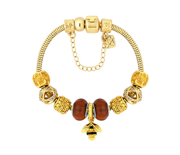 Diamond Style London - Charm Bracelet with bee in gold (Item code: Charmbrabeegold)