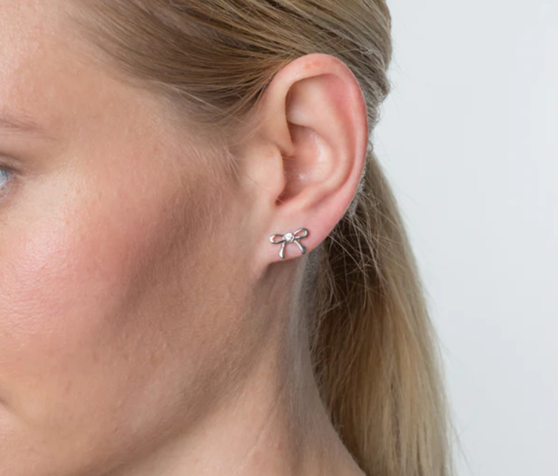 Diamond Style London - Bow Stud Earrings (Item code: Bouearr)
