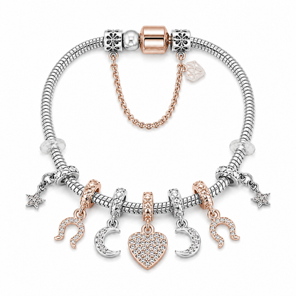 Diamond Style London - Charm Bracelet with Central Heart, Crescent Moon & Horse Shoe Charms (Item code: Charmbraheartgold) (Copy)