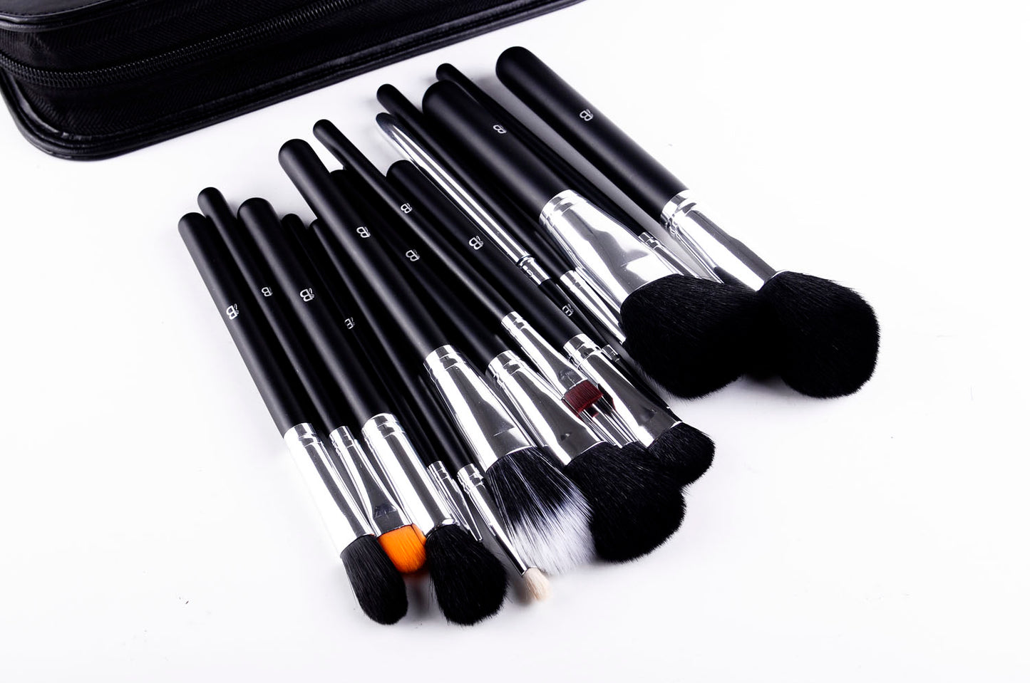 IB 15pc Essential Makeup Brush Kit