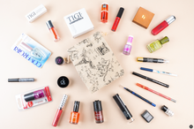 Load image into Gallery viewer, Glamza 5pc LUXURY BRANDS Lucky Dip Hessian Beauty Bag