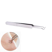 Load image into Gallery viewer, Glamza Curved Blackhead Removal Claw Tweezer