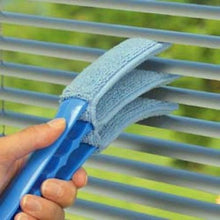 Load image into Gallery viewer, Generise 3 Pronged Blind Duster